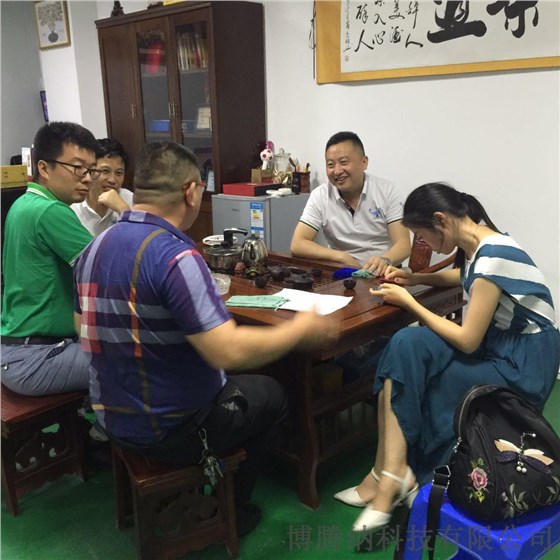 博騰納-10年專(zhuān)業(yè)藍(lán)牙耳機(jī)注塑加工，藍(lán)牙耳機(jī)定制