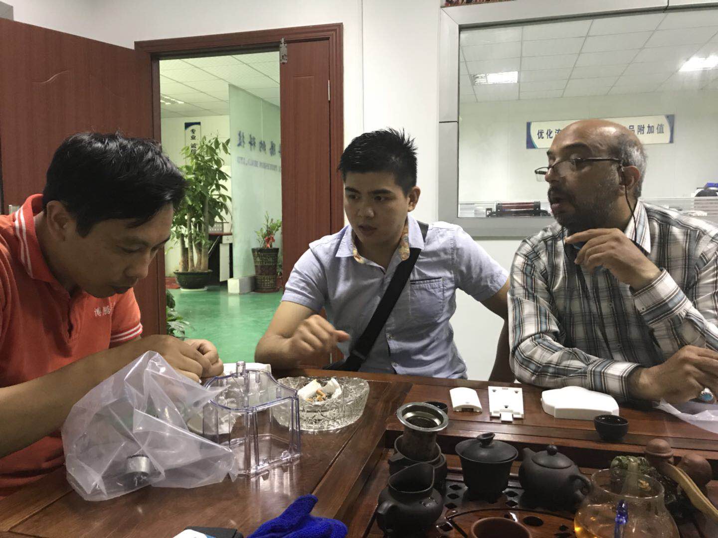 博騰納塑膠模具與印度客戶愉快合作??！