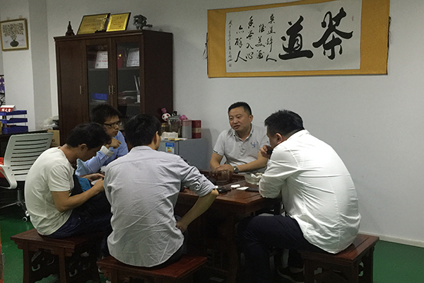 深圳注塑模具廠——這家藍(lán)牙耳機(jī)模具做得好！